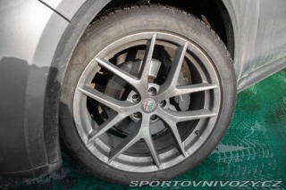 Alfa Romeo Stelvio  2017