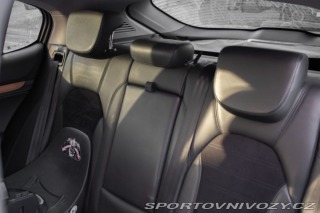 Alfa Romeo Stelvio  2017