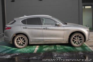 Alfa Romeo Stelvio  2017