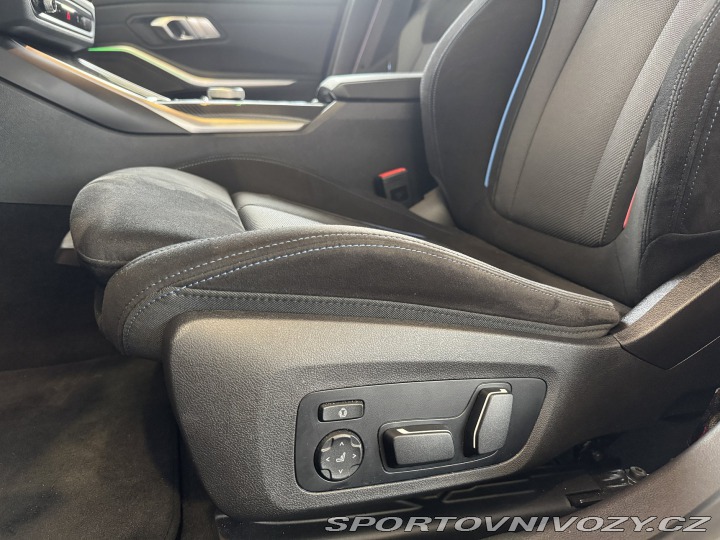 BMW 3 330e xDrive 2024