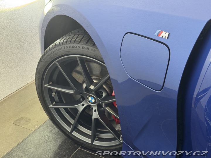 BMW 3 330e xDrive 2024