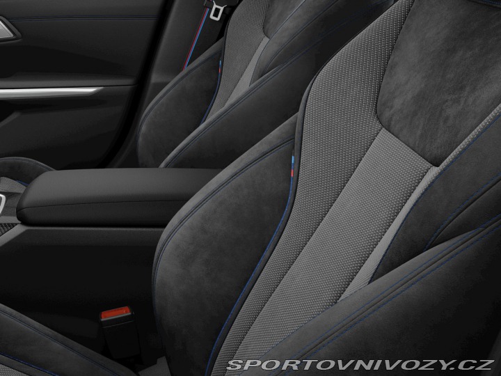 BMW 3 330e xDrive 2024