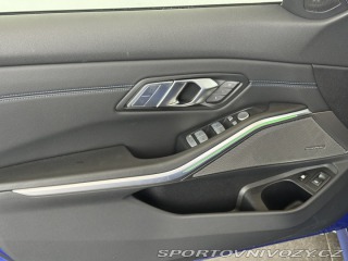 BMW 3 330e xDrive 2024