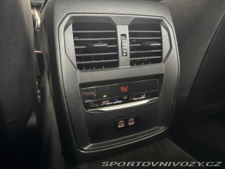 BMW 3 330e xDrive 2024