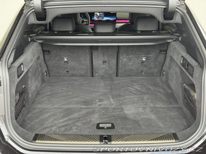 BMW i5 xDrive40 Touring 2024