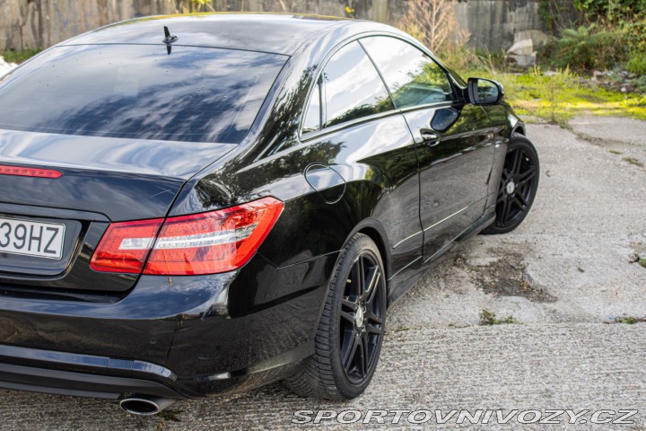 Mercedes-Benz E Kupé  350 CDI Blue, 170kW 2009