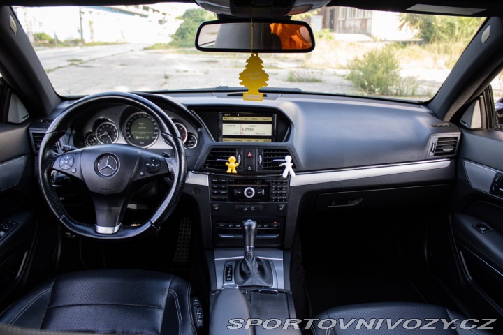 Mercedes-Benz E Kupé  350 CDI Blue, 170kW 2009