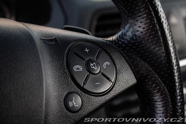 Mercedes-Benz E Kupé  350 CDI Blue, 170kW 2009