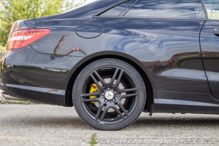 Mercedes-Benz E Kupé  350 CDI Blue, 170kW 2009