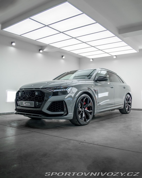 Audi RS Q8  2023