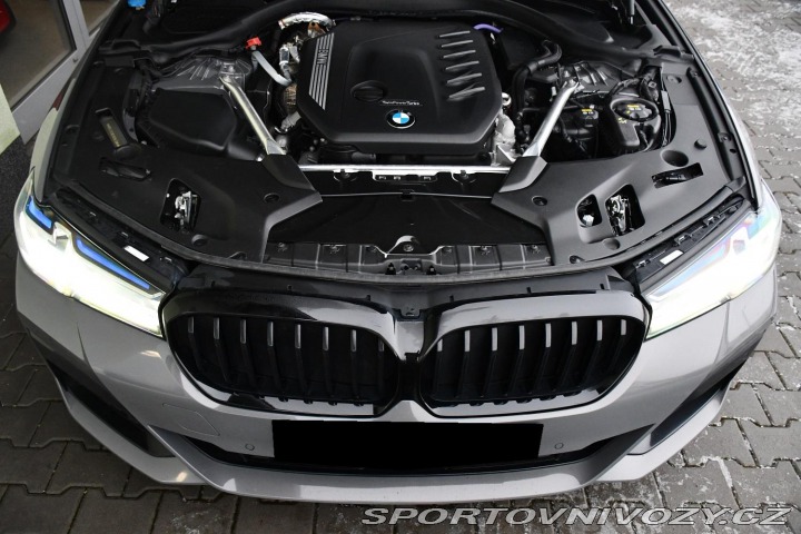 BMW 5 530d xD M-SPORT REZERVACE 2021