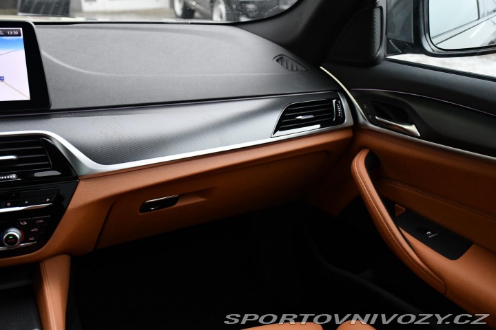 BMW 5 530d xD M-SPORT REZERVACE 2021