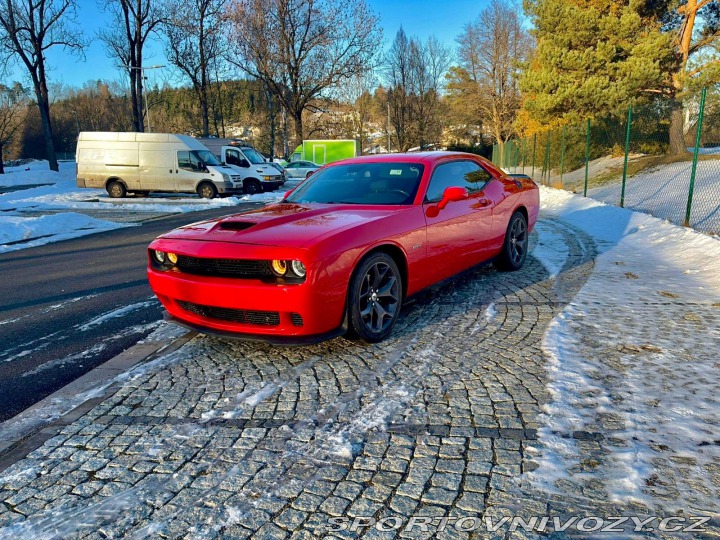 Dodge Challenger 2019