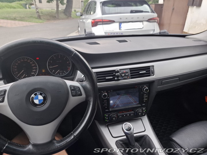 BMW 3 e91 325i 2005