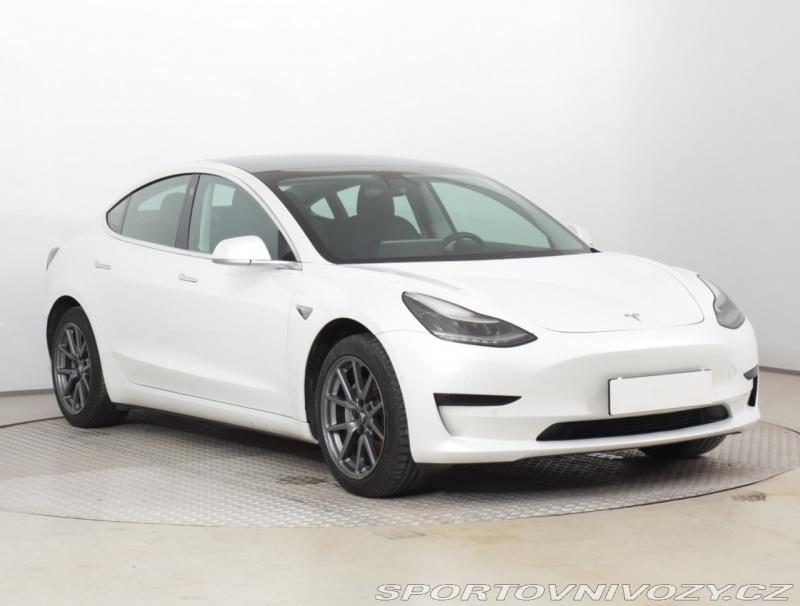 Tesla Model 3 Std Range Plus 52kWh