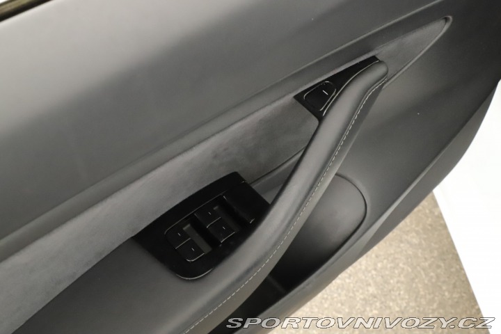 Tesla Model 3 Std Range Plus 52kWh 2020