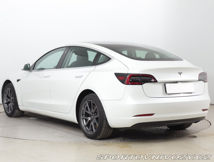 Tesla Model 3 Std Range Plus 52kWh 2020