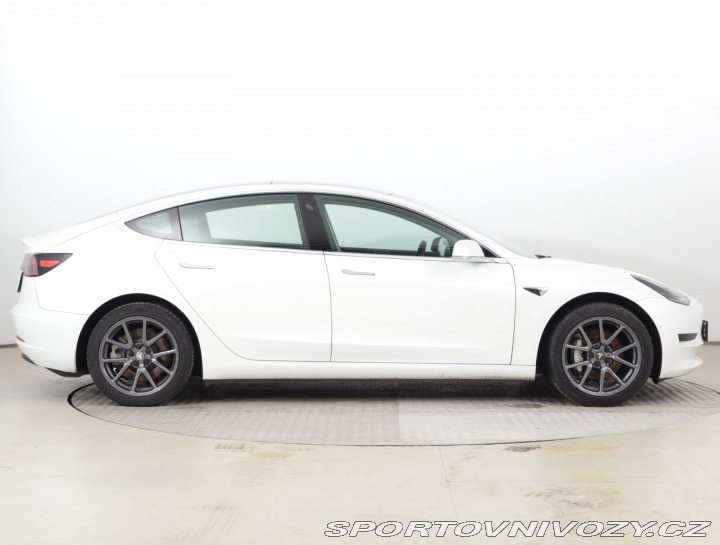 Tesla Model 3 Std Range Plus 52kWh 2020