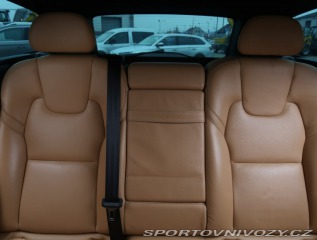 Volvo V90 Momentum D5 AWD 2017