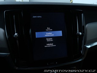 Volvo V90 Momentum D5 AWD 2017