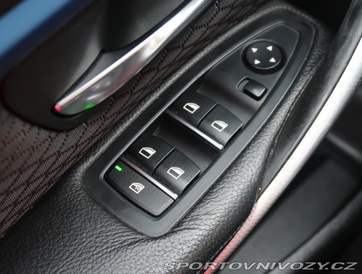 BMW 3 M Sport 330 d xDrive 2015