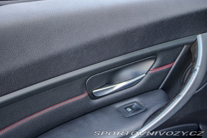 BMW 3 335i xDrive A/T 2013