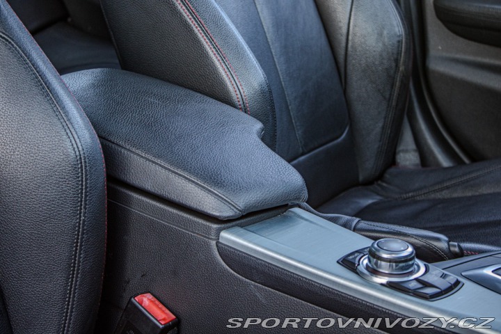 BMW 3 335i xDrive A/T 2013