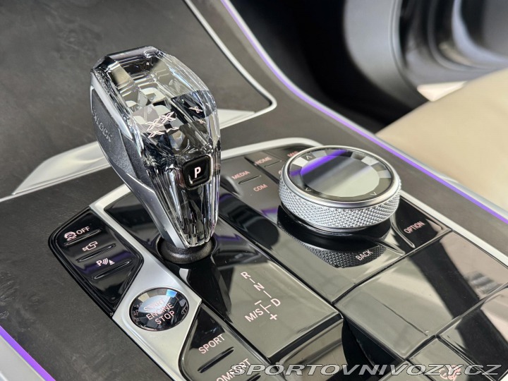 BMW X5 40i xDrive*REZERVACE! 2021