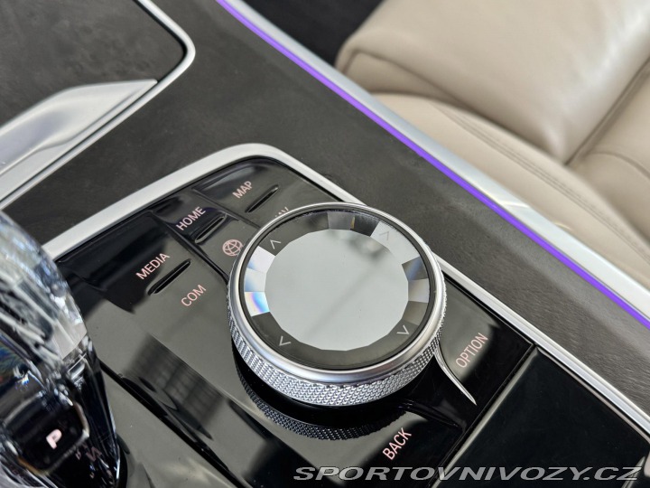 BMW X5 40i xDrive*REZERVACE! 2021