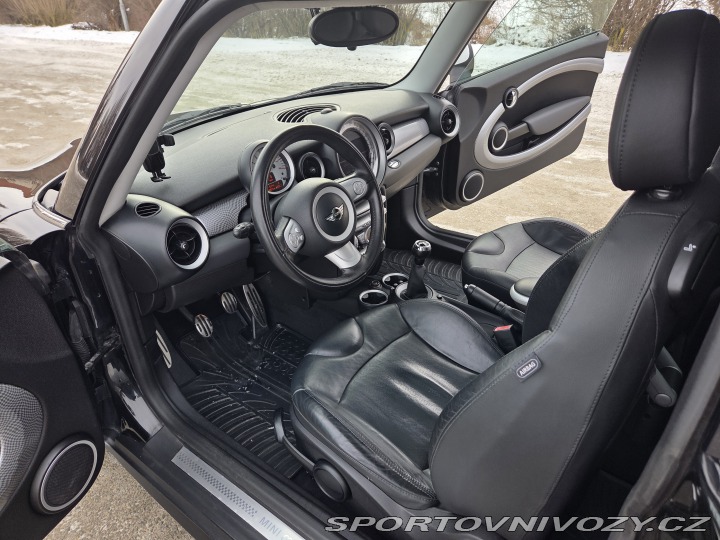 Mini Cooper S (R56) 2009