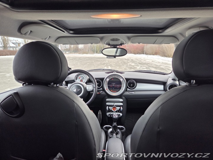 Mini Cooper S (R56) 2009