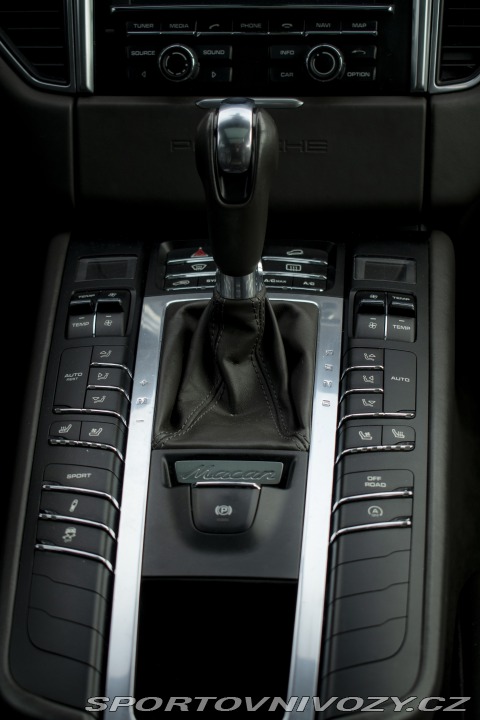 Porsche Macan Macan S 2015