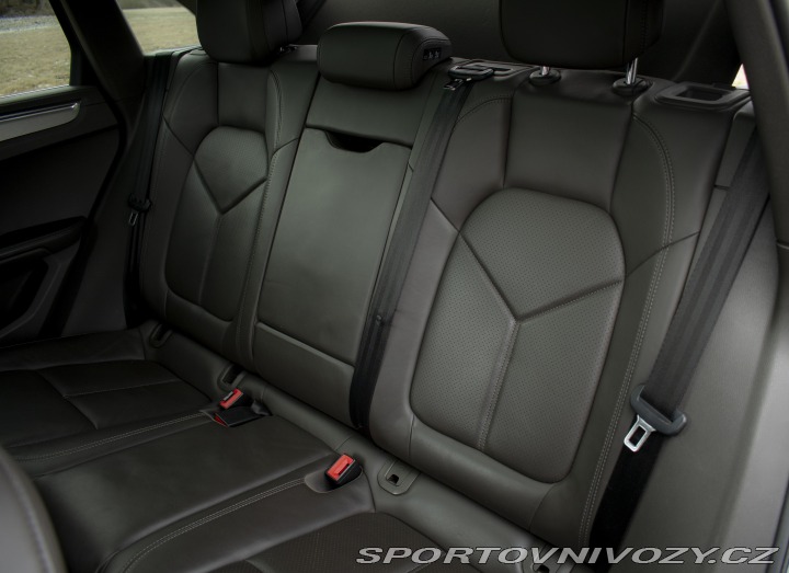 Porsche Macan Macan S 2015