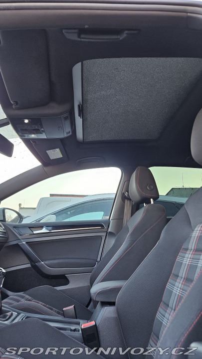 Volkswagen Golf 2.0 GTI 2013