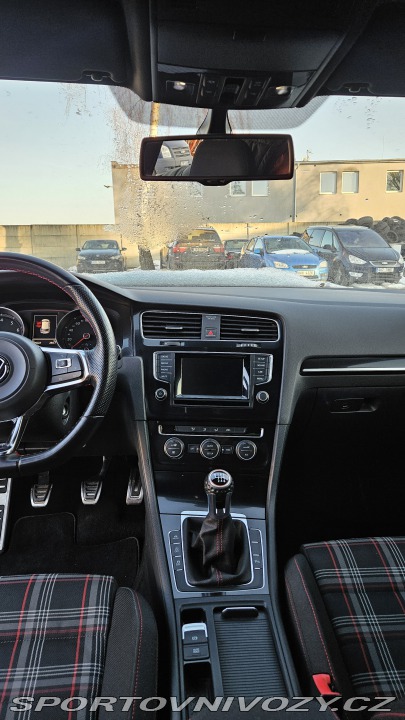 Volkswagen Golf 2.0 GTI 2013