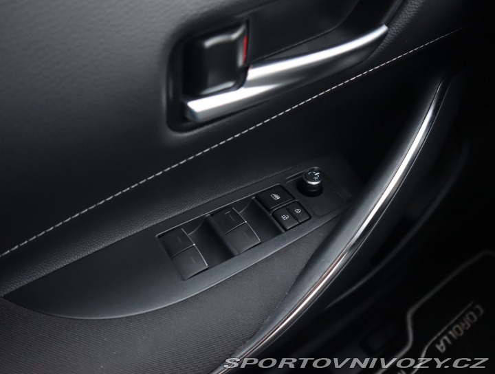 Toyota Corolla 2.0 Hybrid 2022