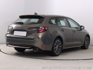 Toyota Corolla 2.0 Hybrid 2022