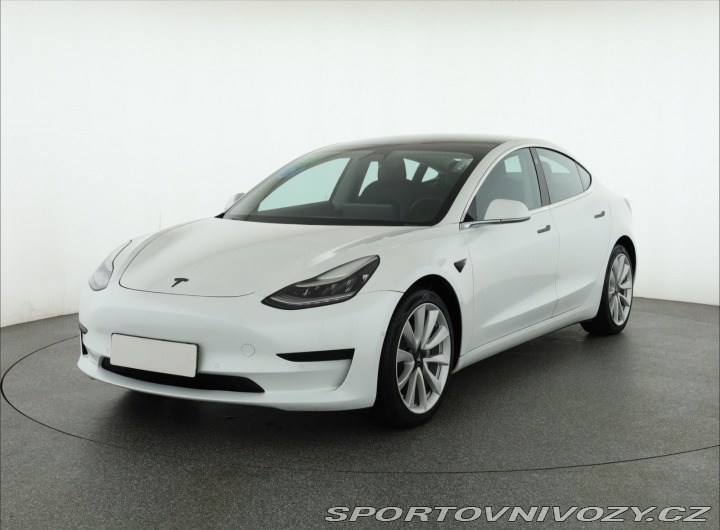 Tesla Model 3 Std Range Plus 52kWh 2020