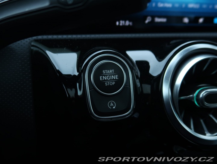Mercedes-Benz A A 220 4MATIC 2021