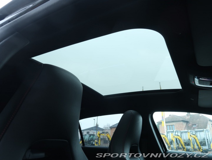 Mercedes-Benz A A 220 4MATIC 2021