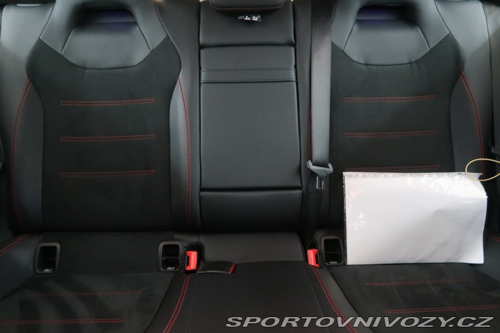 Mercedes-Benz A AMG line A 200 2020