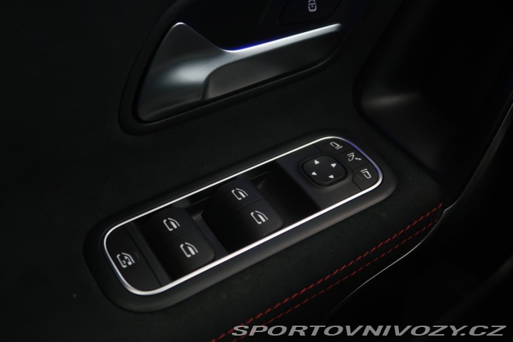 Mercedes-Benz A AMG line A 200 2020