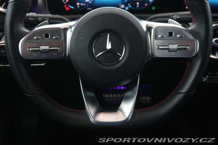 Mercedes-Benz A AMG line A 200 2020