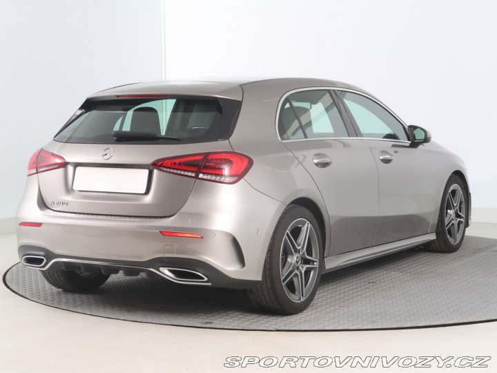 Mercedes-Benz A AMG line A 200 2020