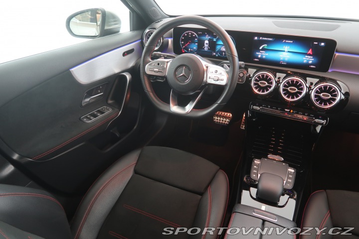 Mercedes-Benz A AMG line A 200 2020