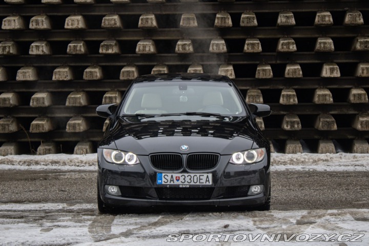 BMW 3 330i xDrive A/T, 200kW, 2010