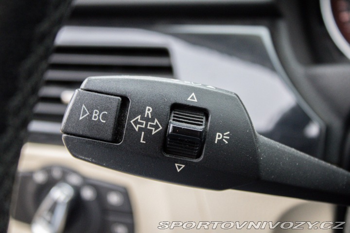 BMW 3 330i xDrive A/T, 200kW, 2010