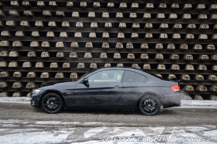 BMW 3 330i xDrive A/T, 200kW, 2010
