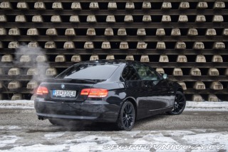 BMW 3 330i xDrive A/T, 200kW, 2010