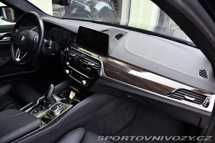 BMW 5 530d LUXURY LINE ČR 1M 2x 2020